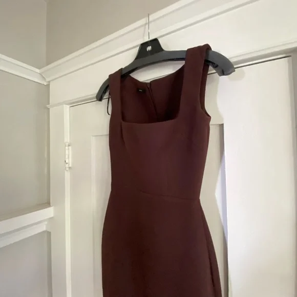 Alex Perry Burgundy Midi Dress - Picture 3 of 4